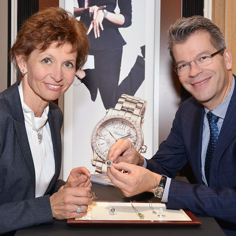 Stammkunden bei juwelier bläuer in thun